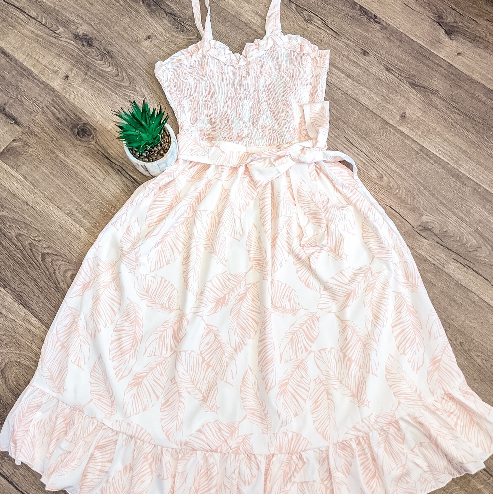 White and pink feather print dress - Picture 1 of 4